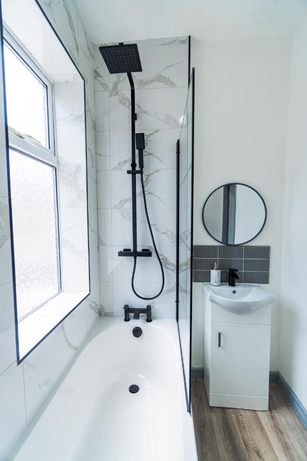Stylish 3 Bedroom House - Central Location Nottingham Bagian luar foto